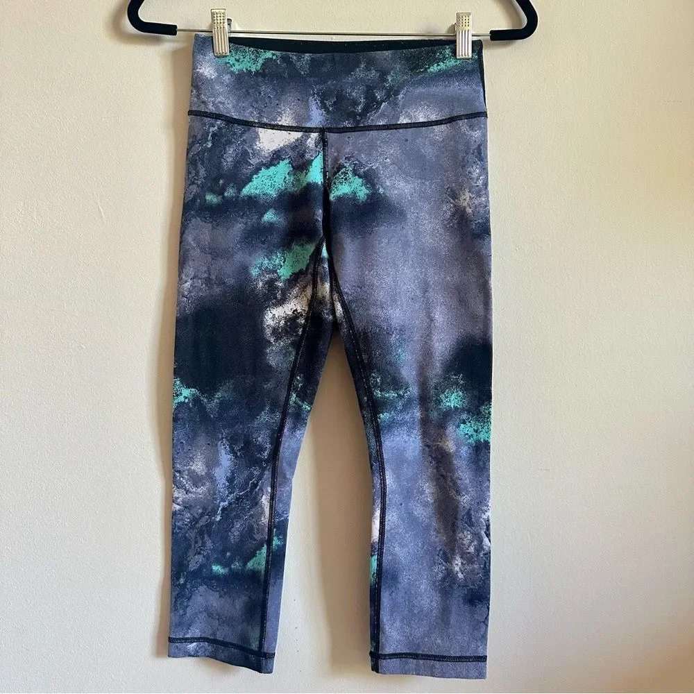 Lululemon Wunder Under Crop Leggings Milky Way Print Luon Size 4